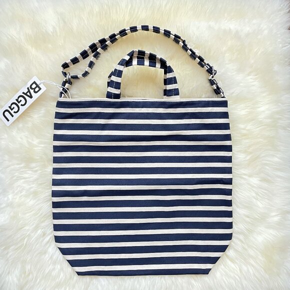 NWT Baggu Zip Duck Bag - Navy Stripe - Picture 1 of 10